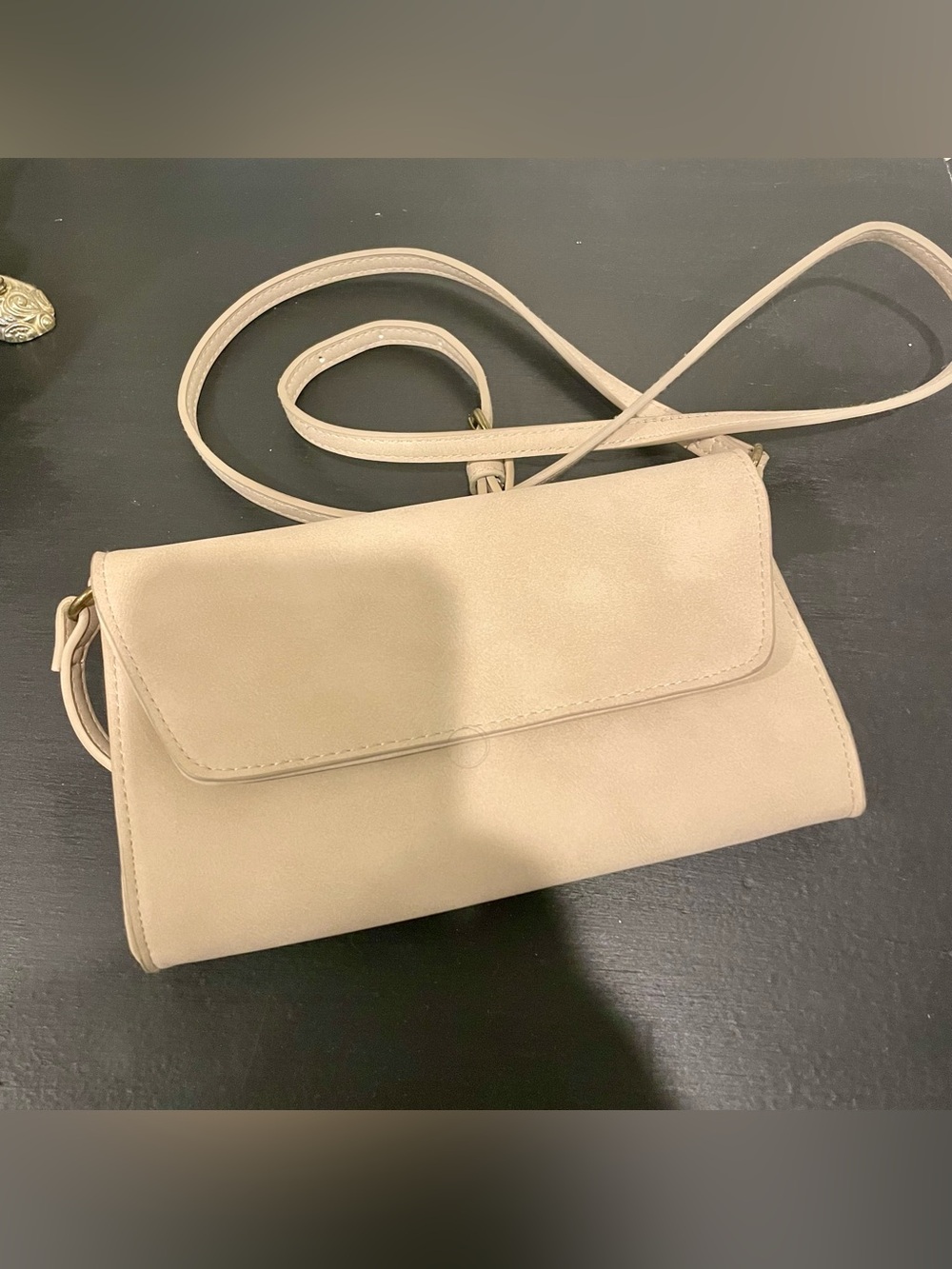 Universal Threads Crossbody Wallet - Cream